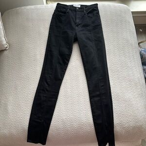 FRAME DENIM black front slit Ali high rise skinny size 25